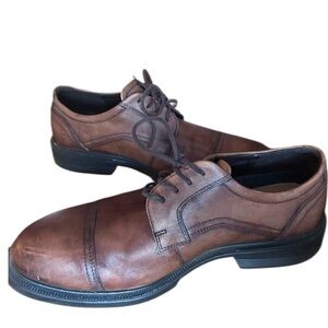Ecco Men’s Brown Leather Dress Shoes – Size 9 –Comfort Sole business work event